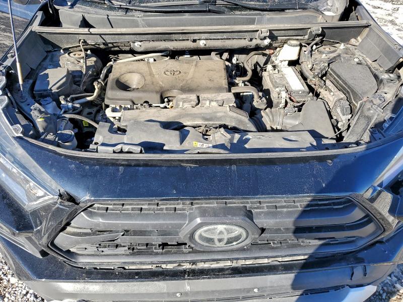 Фото 12 - TOYOTA RAV4