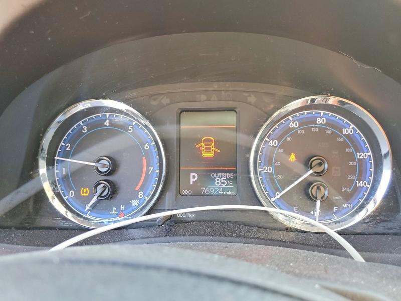 Фото 9 - TOYOTA COROLLA