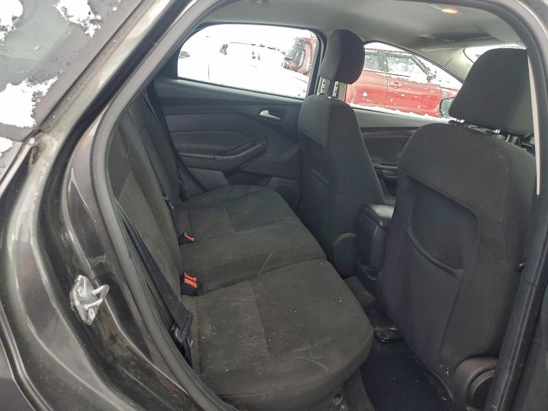 Фото 10 - FORD FOCUS