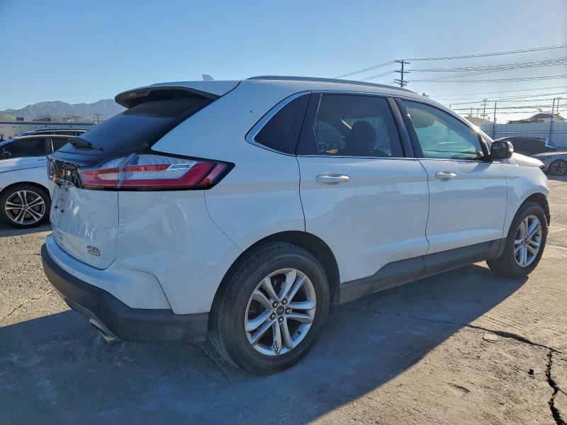 Фото 3 - FORD EDGE