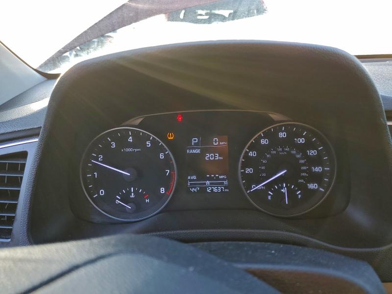 Фото 9 - HYUNDAI ELANTRA