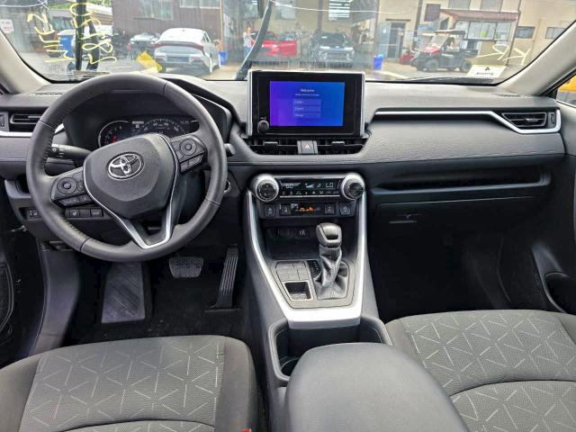 Фото 7 - TOYOTA RAV4