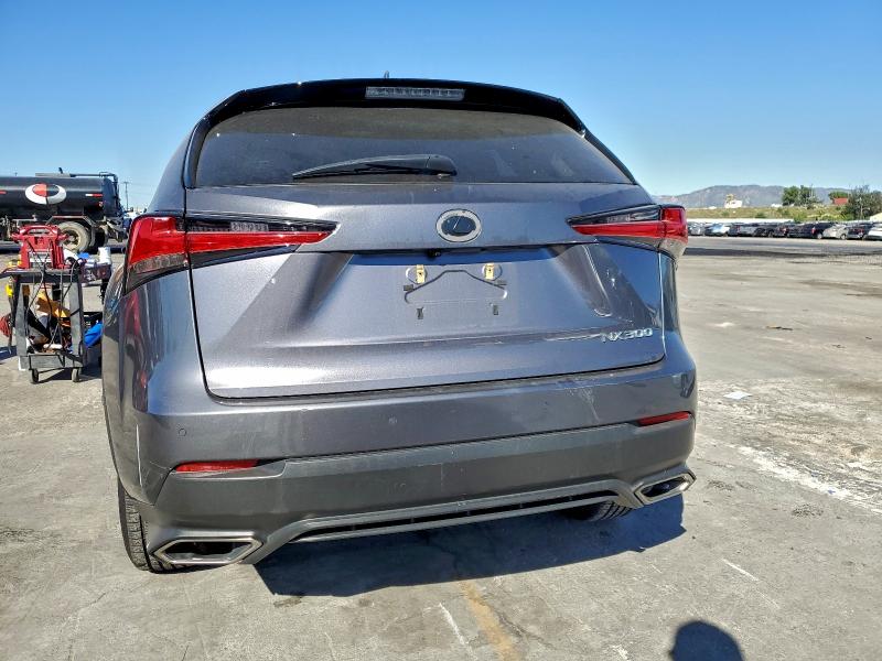 Фото 6 - LEXUS NX