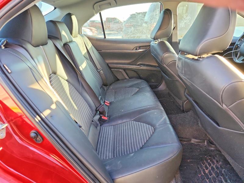 Фото 10 - TOYOTA CAMRY