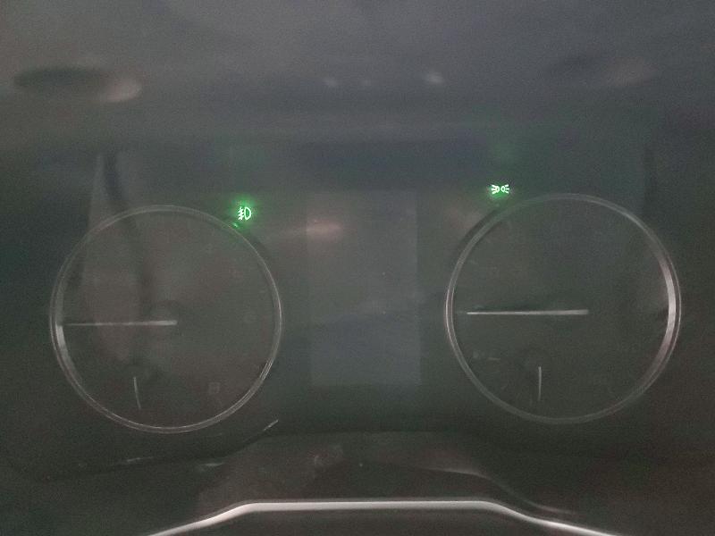 Фото 9 - SUBARU OUTBACK