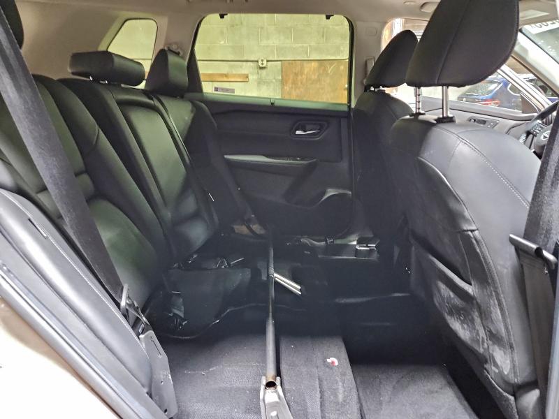 Фото 11 - NISSAN ROGUE