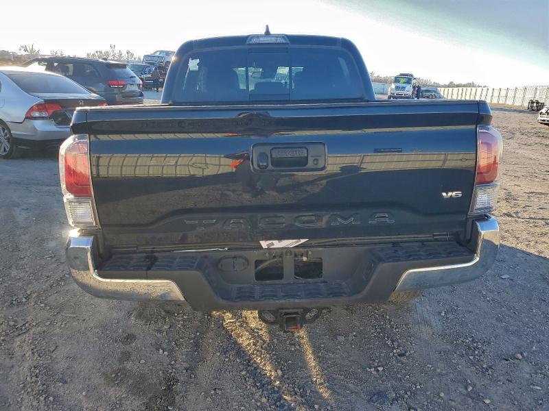 Фото 6 - TOYOTA TACOMA