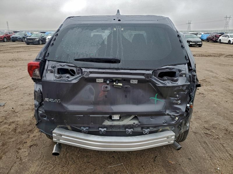 Фото 6 - TOYOTA RAV4