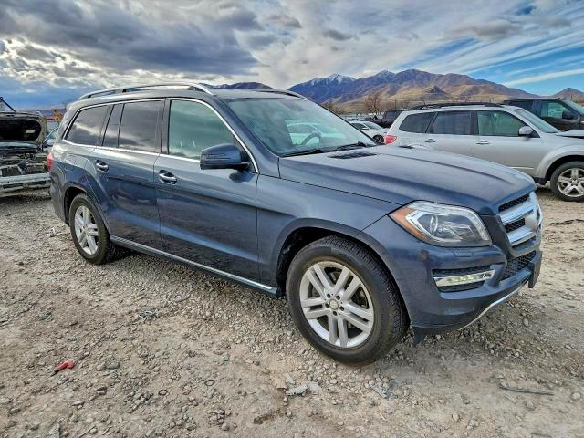 MERCEDES-BENZ GL-CLASS 2015 VIN 4JGDF6EE2FA557868