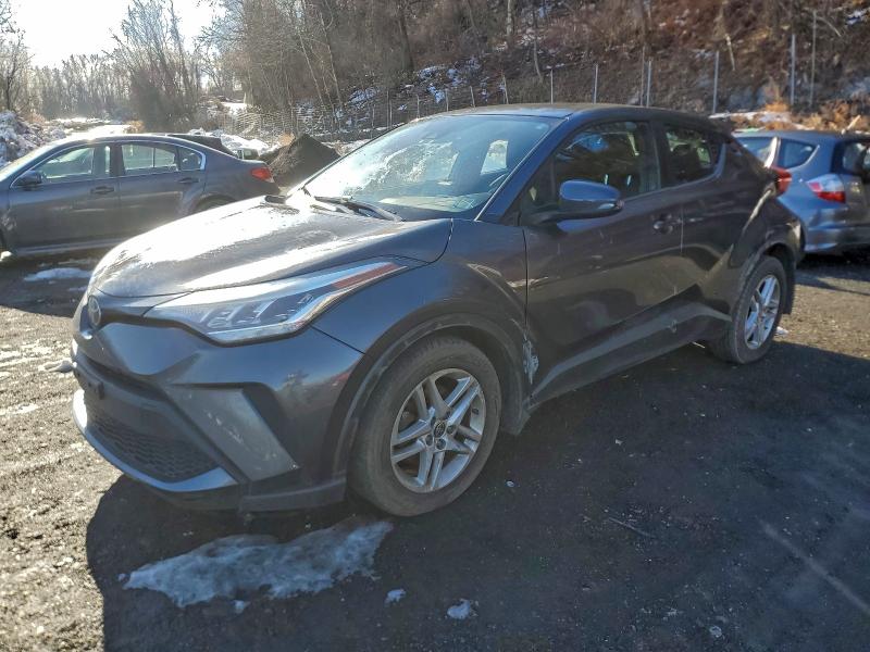 Фото 1 - TOYOTA C-HR