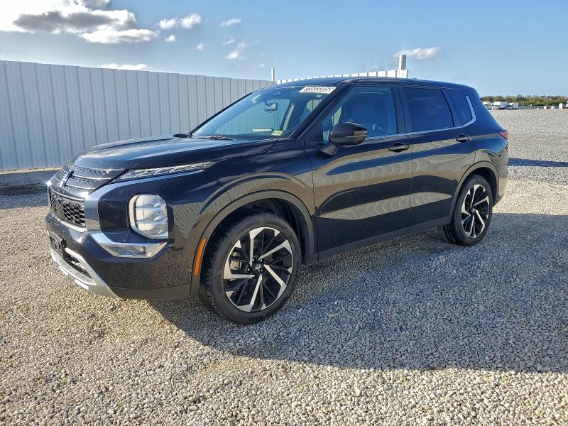 Фото 1 - MITSUBISHI OUTLANDER