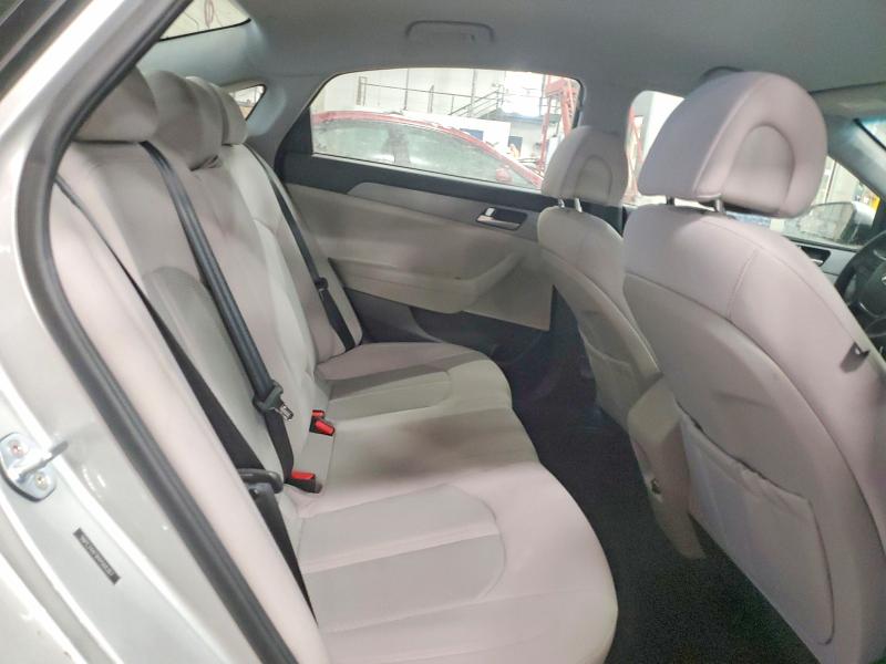 Фото 10 - HYUNDAI SONATA