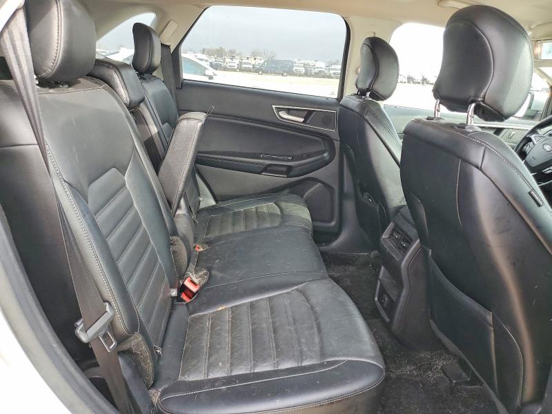 Фото 11 - FORD EDGE