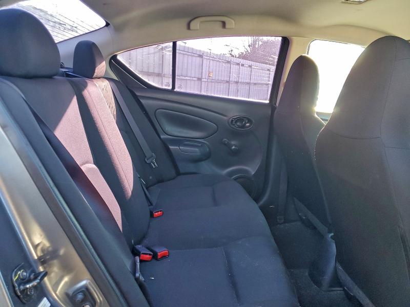 Фото 10 - NISSAN VERSA