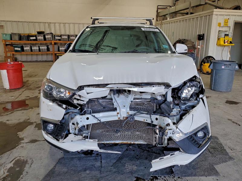 Фото 5 - MITSUBISHI OUTLANDER