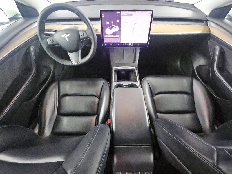 Фото 8 - TESLA MODEL 3