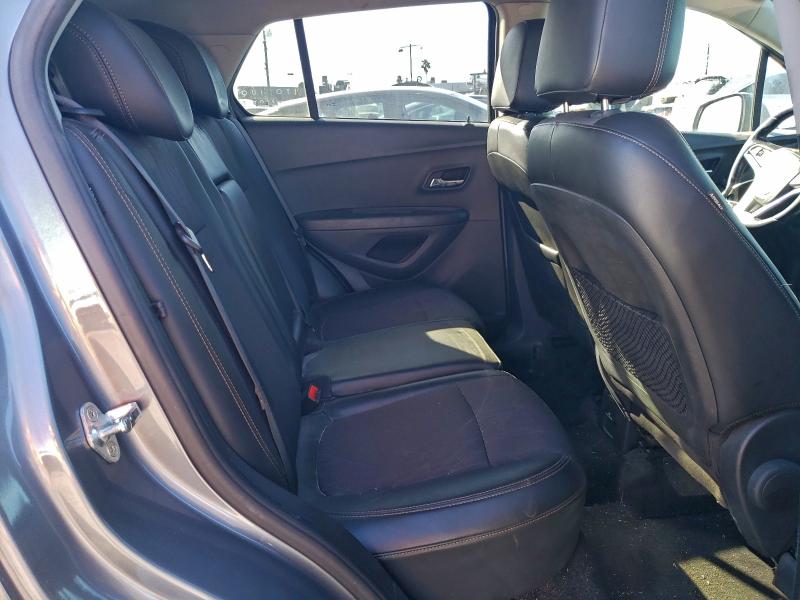 Фото 11 - CHEVROLET TRAX