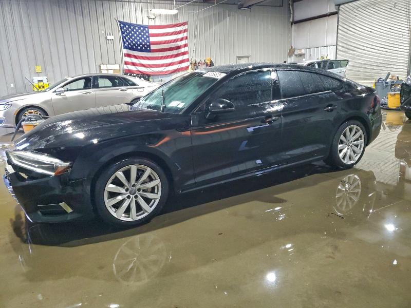 Фото 1 - AUDI A5