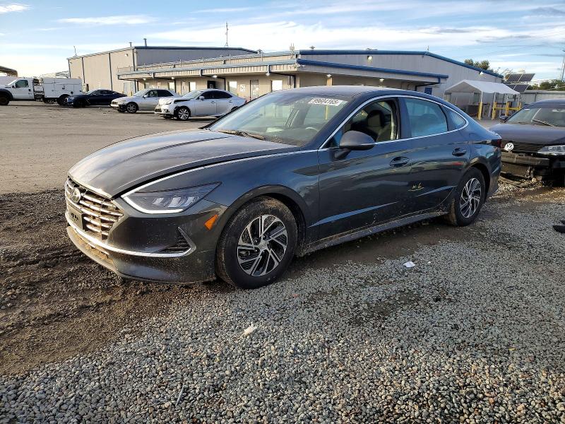 Фото 1 - HYUNDAI SONATA