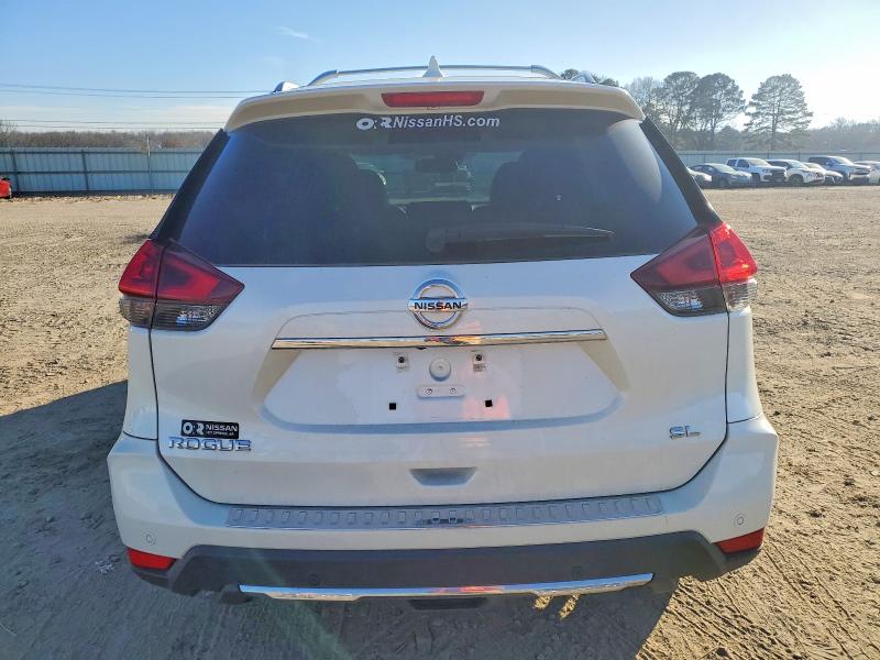 Фото 6 - NISSAN ROGUE