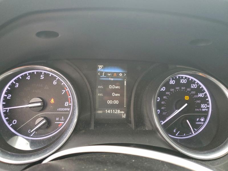 Фото 9 - TOYOTA CAMRY