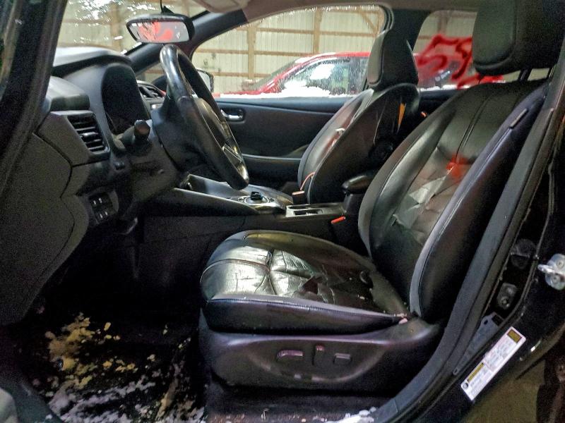 Фото 7 - NISSAN LEAF