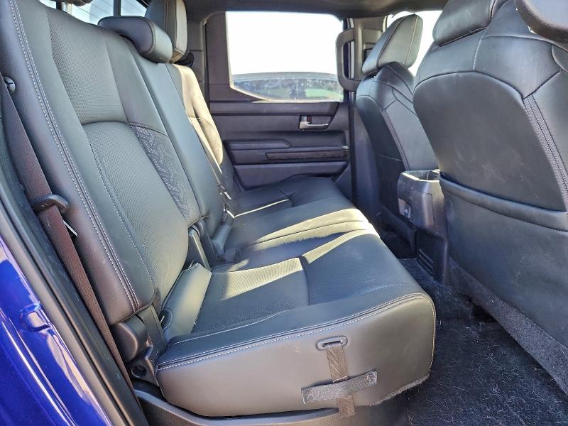 Фото 10 - TOYOTA TACOMA