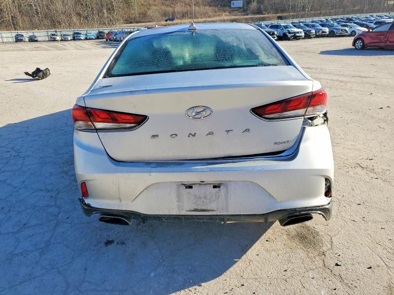 Фото 6 - HYUNDAI SONATA