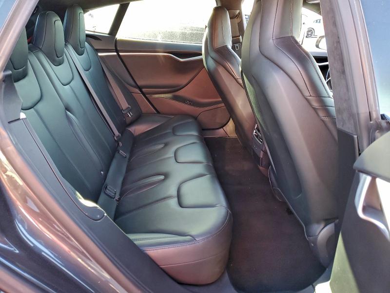 Фото 10 - TESLA MODEL S