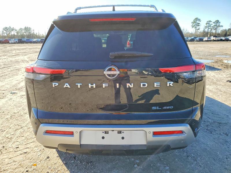 Фото 6 - NISSAN PATHFINDER