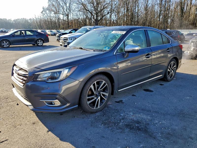 Фото 1 - SUBARU LEGACY