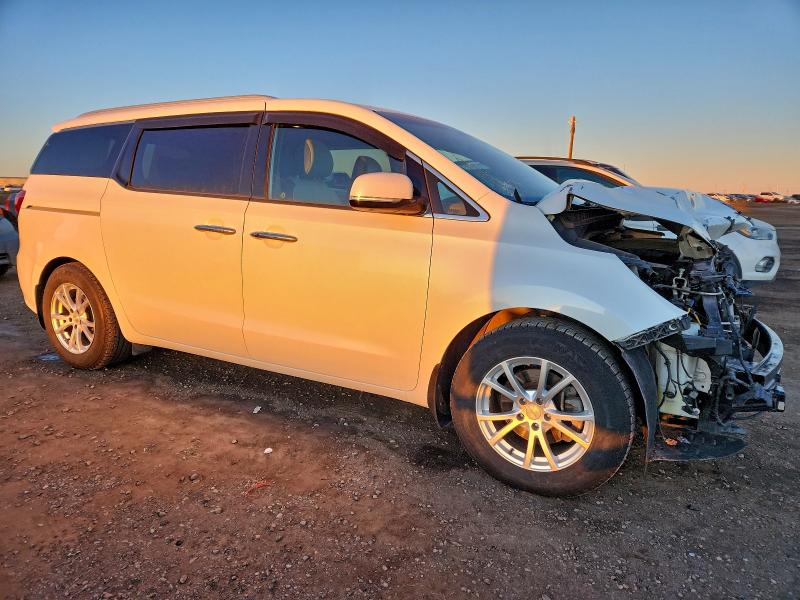 Фото 4 - KIA SEDONA