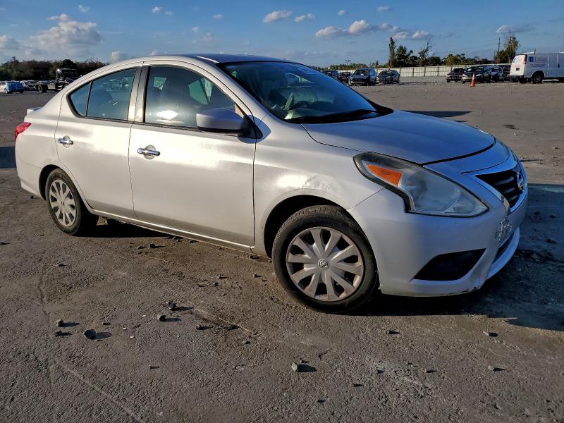 Фото 4 - NISSAN VERSA