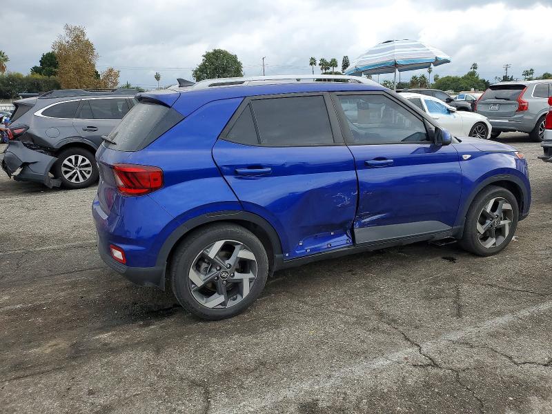 Фото 3 - HYUNDAI VENUE