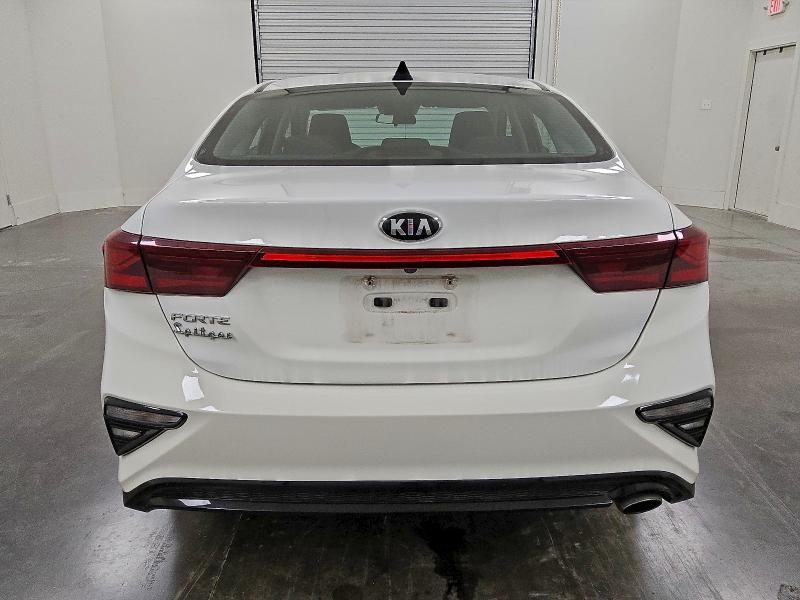 Фото 6 - KIA FORTE