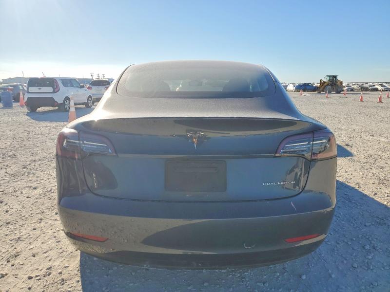 Фото 6 - TESLA MODEL 3