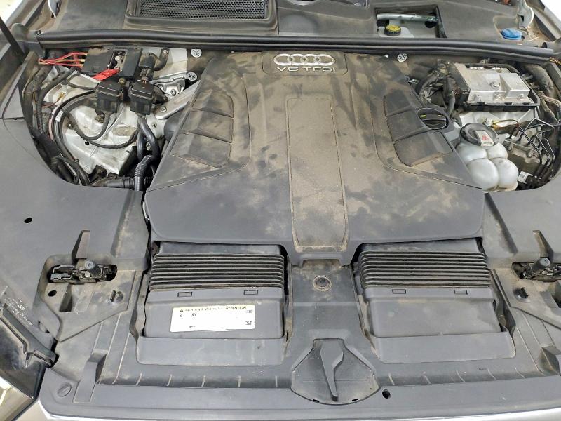 Фото 12 - AUDI Q7