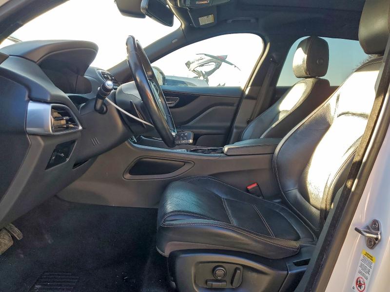 Фото 7 - JAGUAR F-PACE