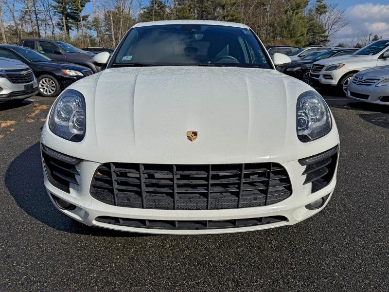 Фото 12 - PORSCHE MACAN