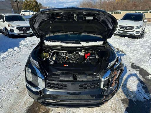 Фото 9 - MITSUBISHI OUTLANDER