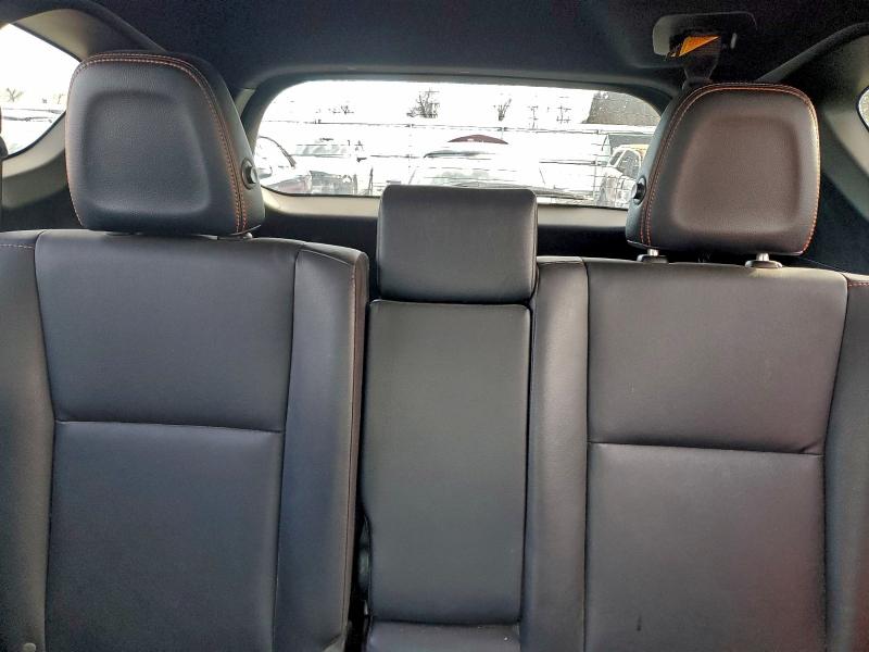 Фото 10 - TOYOTA RAV4