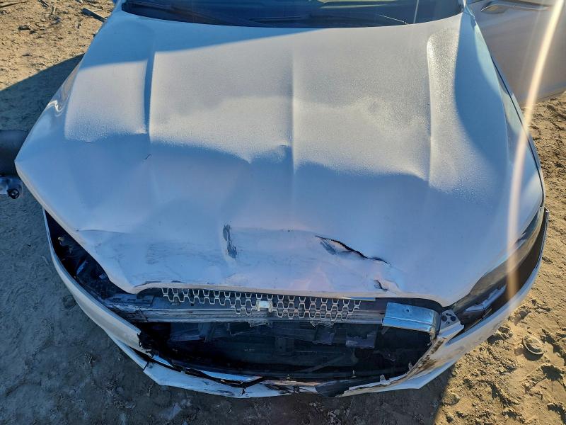 Фото 11 - LINCOLN MKZ