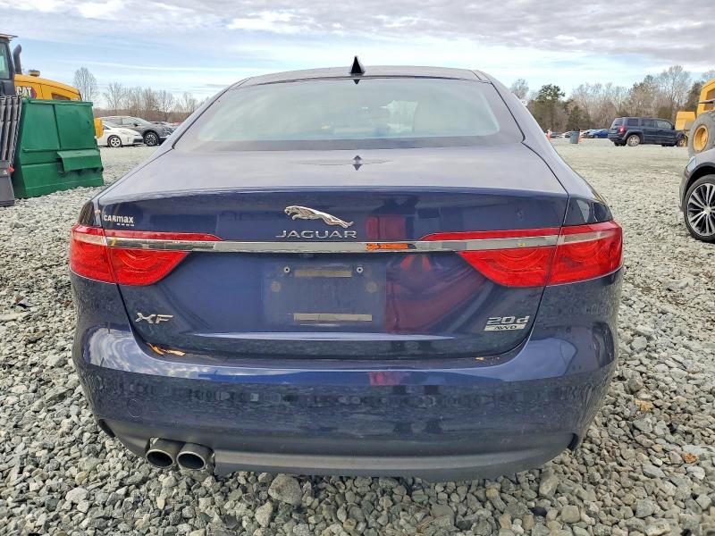 Фото 6 - JAGUAR XF
