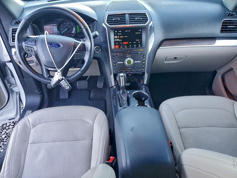 Фото 8 - FORD EXPLORER