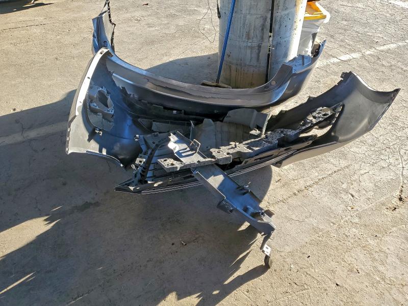 Фото 12 - MAZDA 3