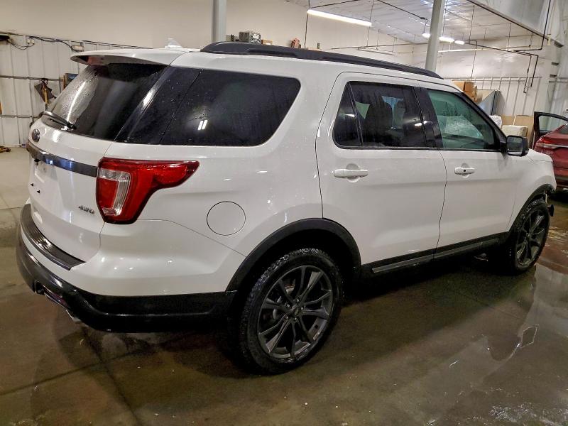 Фото 3 - FORD EXPLORER