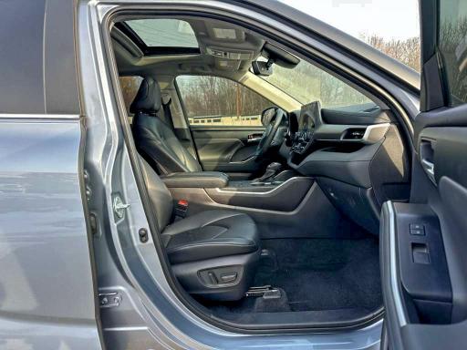 Фото 9 - TOYOTA HIGHLANDER