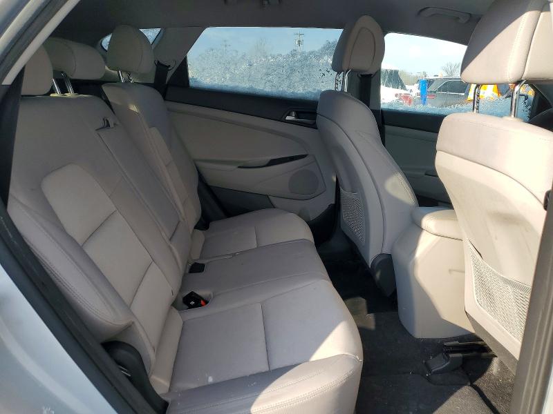 Фото 11 - HYUNDAI TUCSON