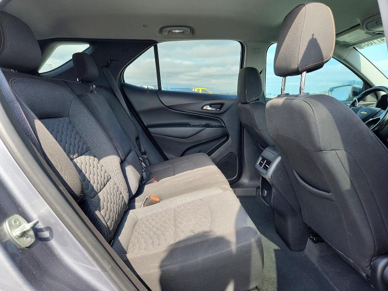 Фото 10 - CHEVROLET EQUINOX