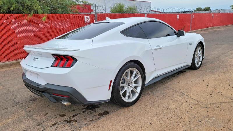 Фото 4 - FORD MUSTANG